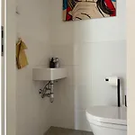 Cosy Splendor / Center Апартаменты *
