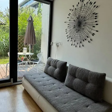 Cosy Splendor / Center Апартаменты *