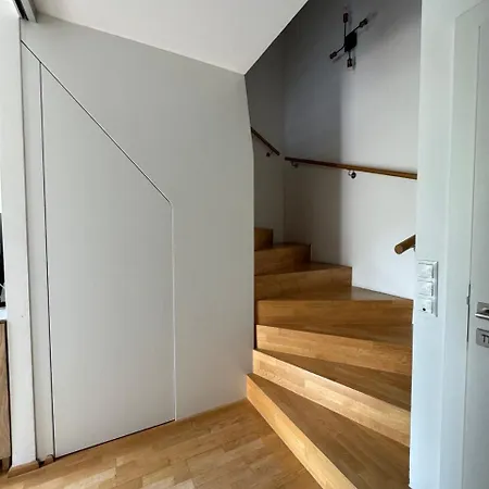 Cosy Splendor / Center